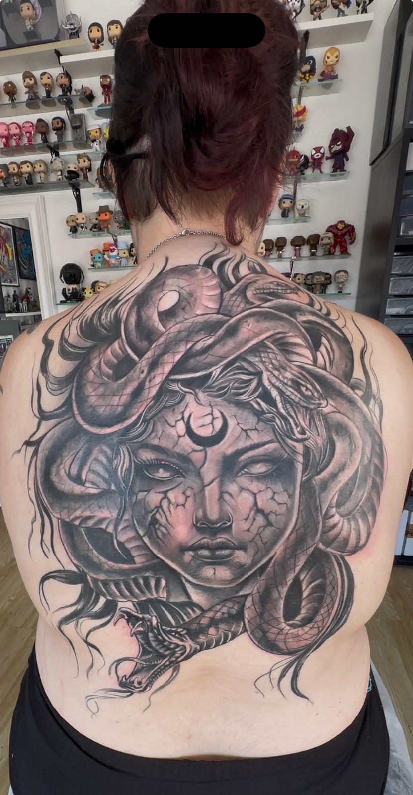 Medusa — costas