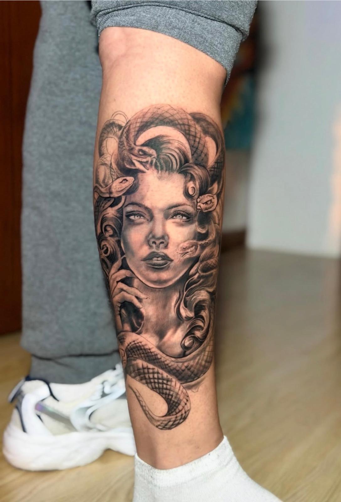 Medusa — panturrilha